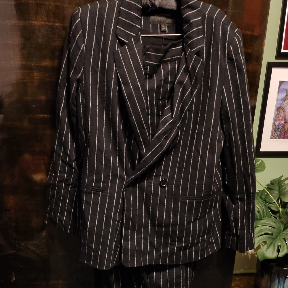 Banana Republic Black and White Pinstriped Suit